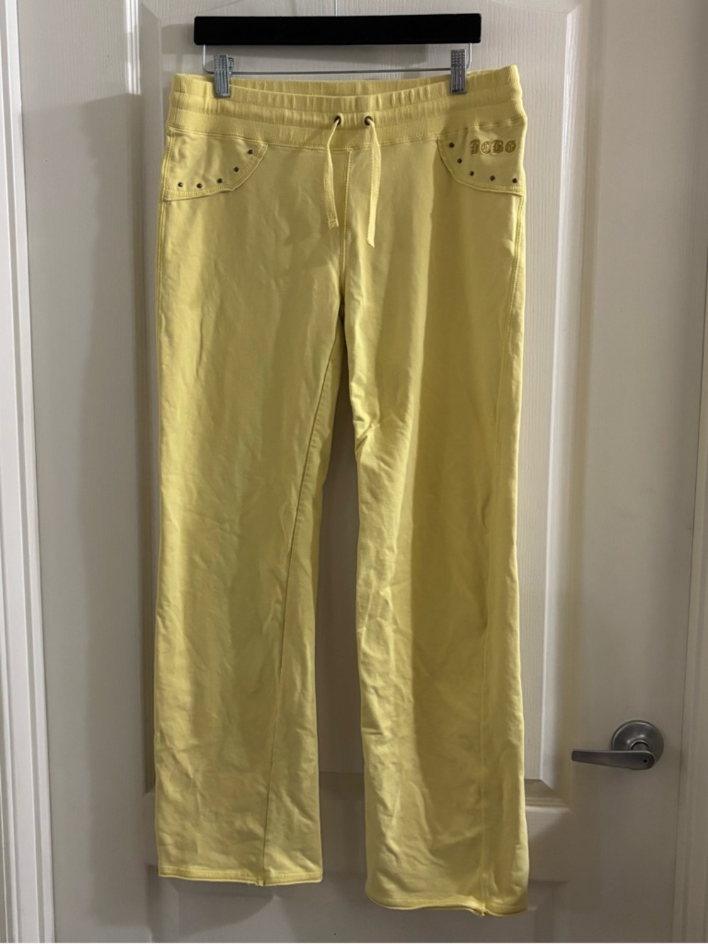 BCBGMaxAzria Pale Yellow Knit Pants